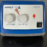 VWR Analog Heatblock image 3